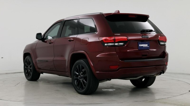 2022 Jeep Grand Cherokee Laredo 2