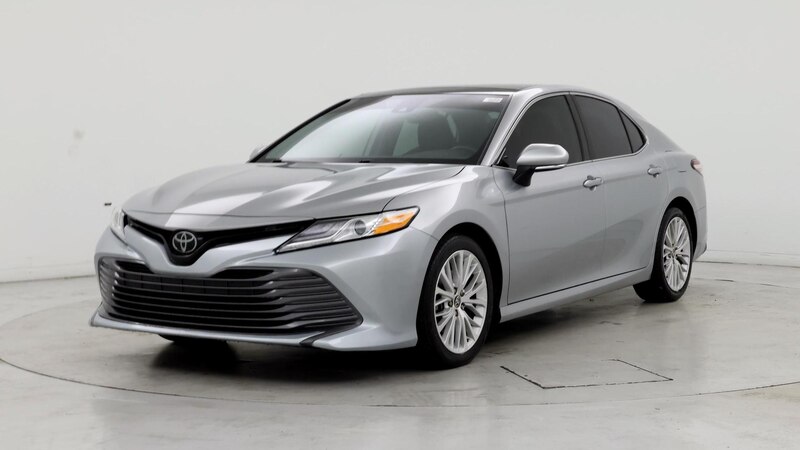 2020 Toyota Camry XLE 4