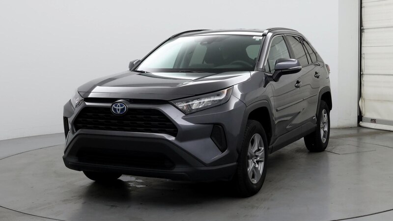 2022 Toyota RAV4 LE 4