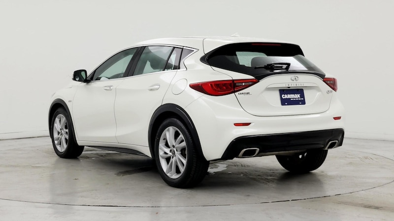 2018 INFINITI QX30 Luxury 2