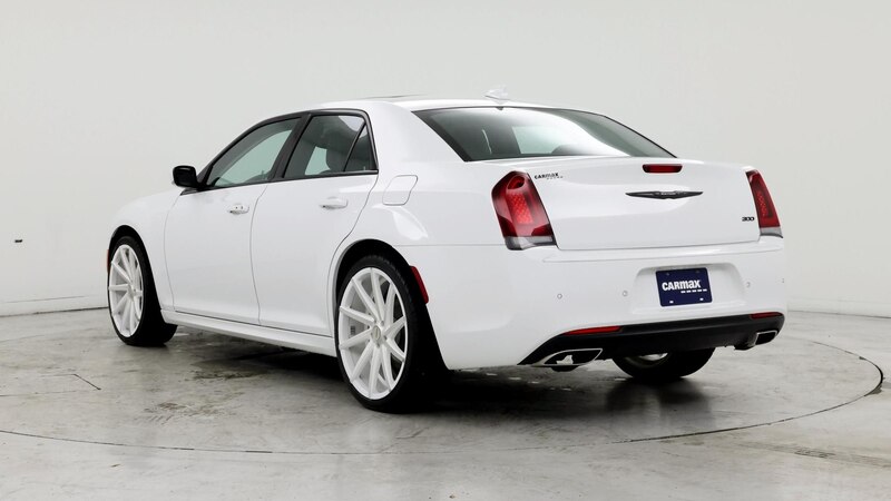 2023 Chrysler 300 Touring 2