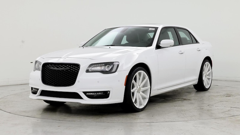 2023 Chrysler 300 Touring 4