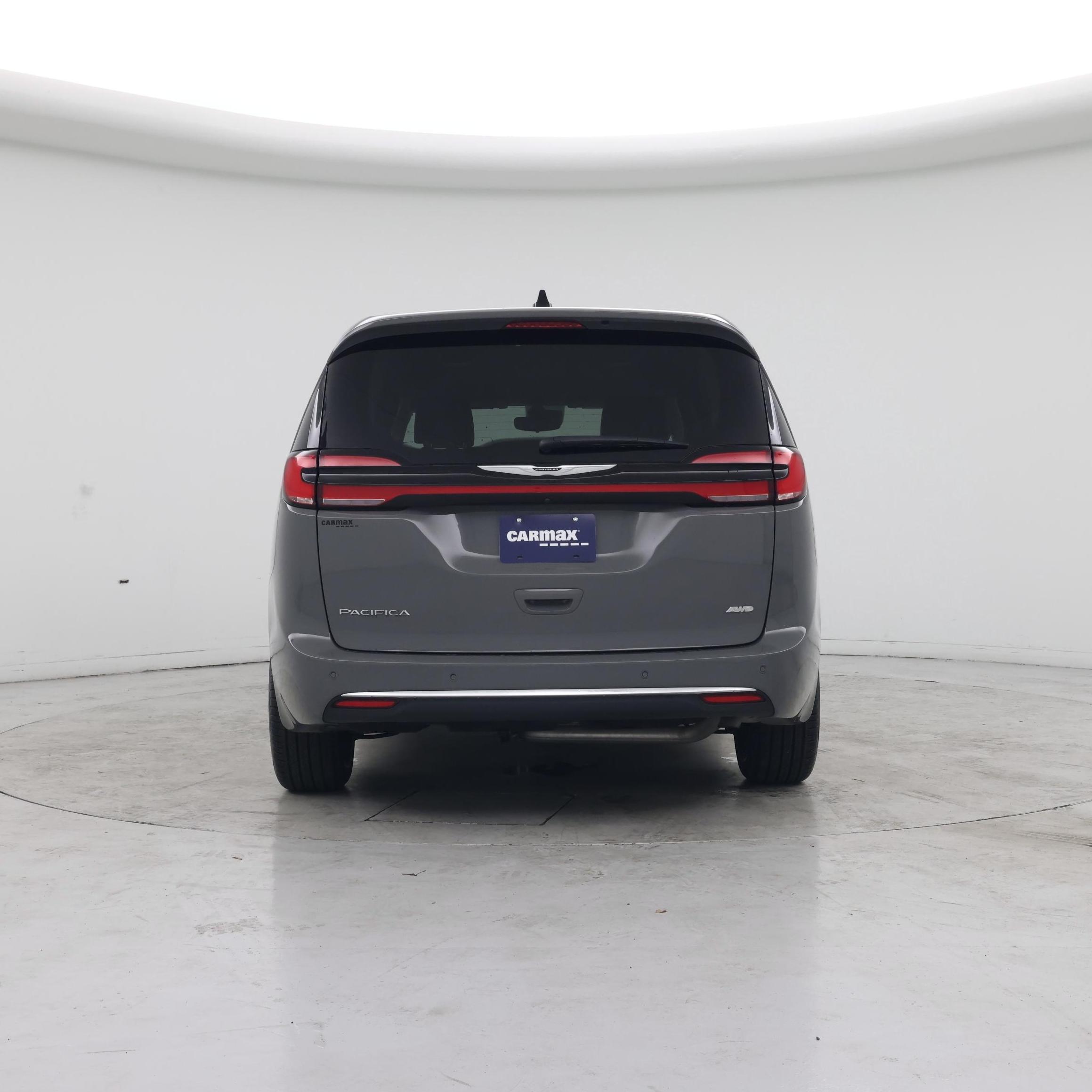 Thumbnail: 2023 Chrysler Pacifica - 6