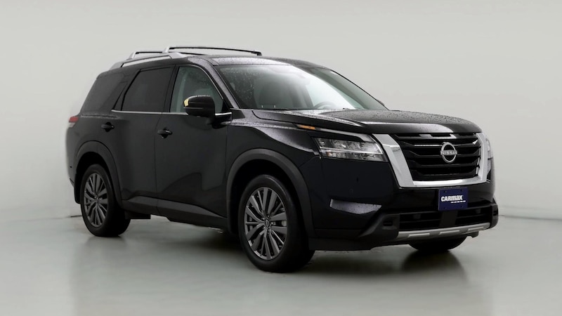 2024 Nissan Pathfinder SL Hero Image