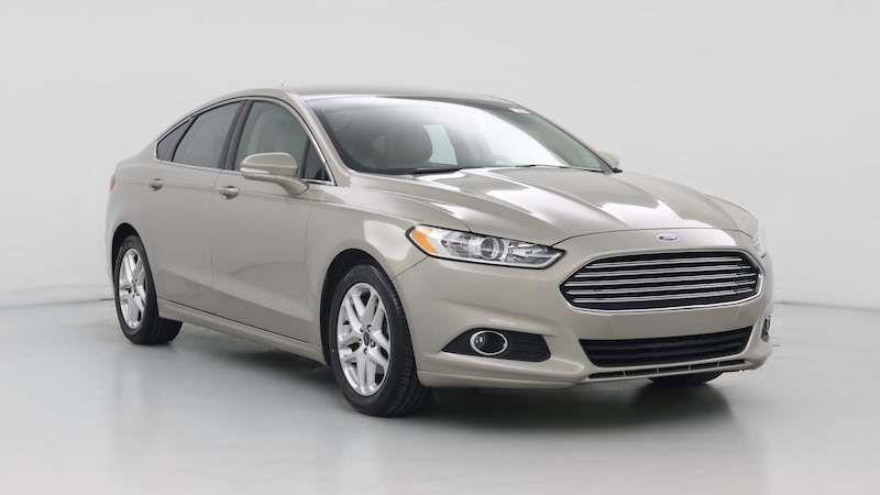 2015 Ford Fusion SE Hero Image