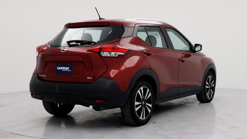 2019 Nissan Kicks SV 8