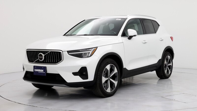 2023 Volvo XC40 B5 Plus 4