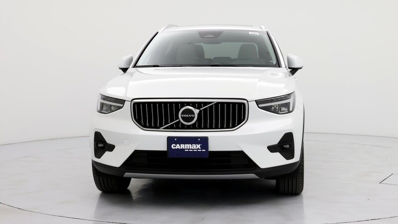 2023 Volvo XC40 B5 Plus 5