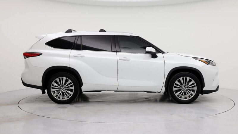 2022 Toyota Highlander Platinum 7