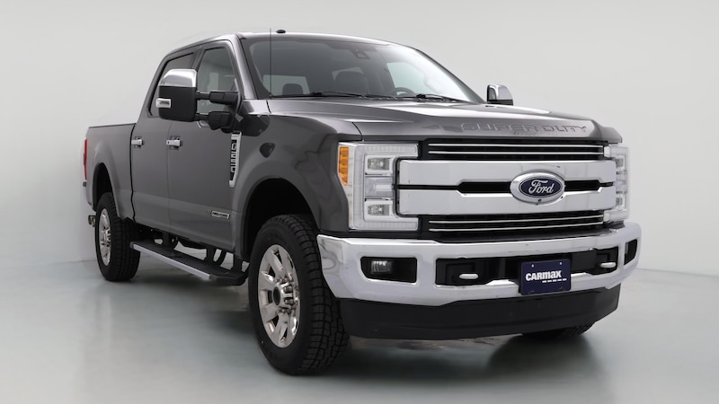 2018 Ford F-250 Lariat Hero Image