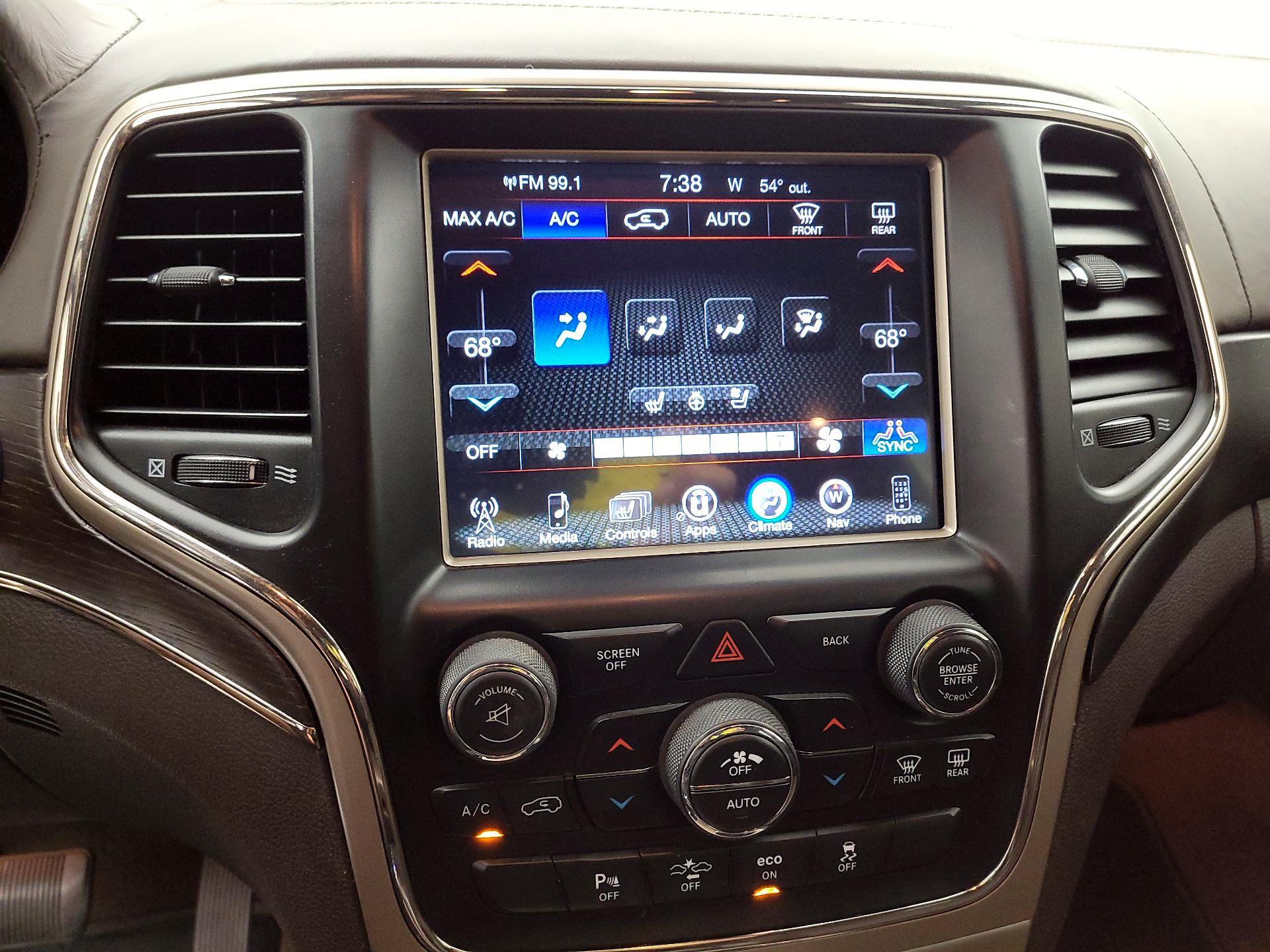 Thumbnail: 2014 Jeep Grand Cherokee - 17