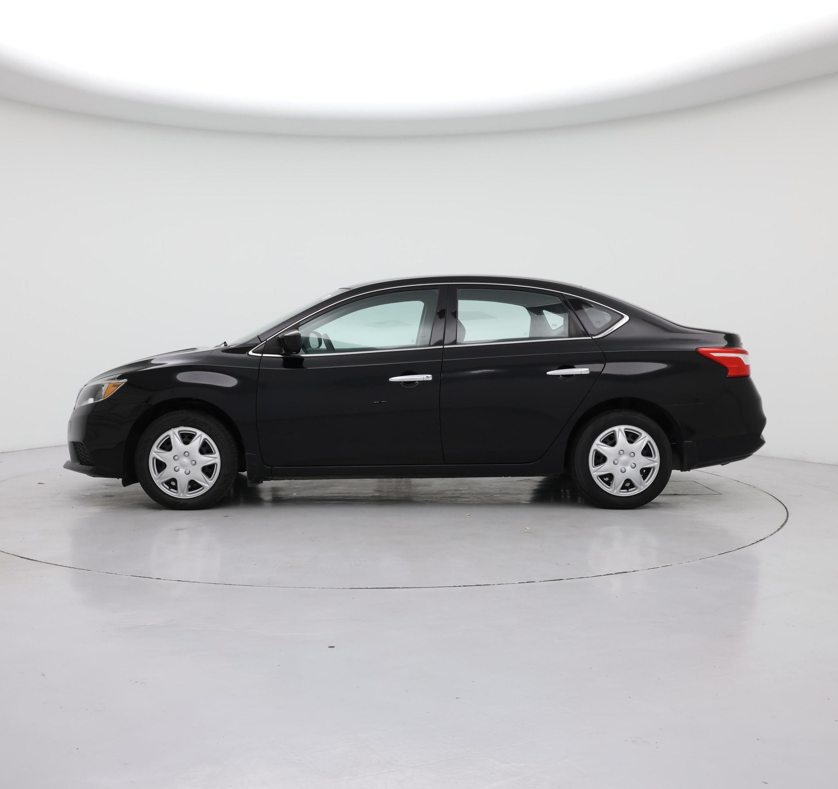 Thumbnail: 2017 Nissan Sentra - 3