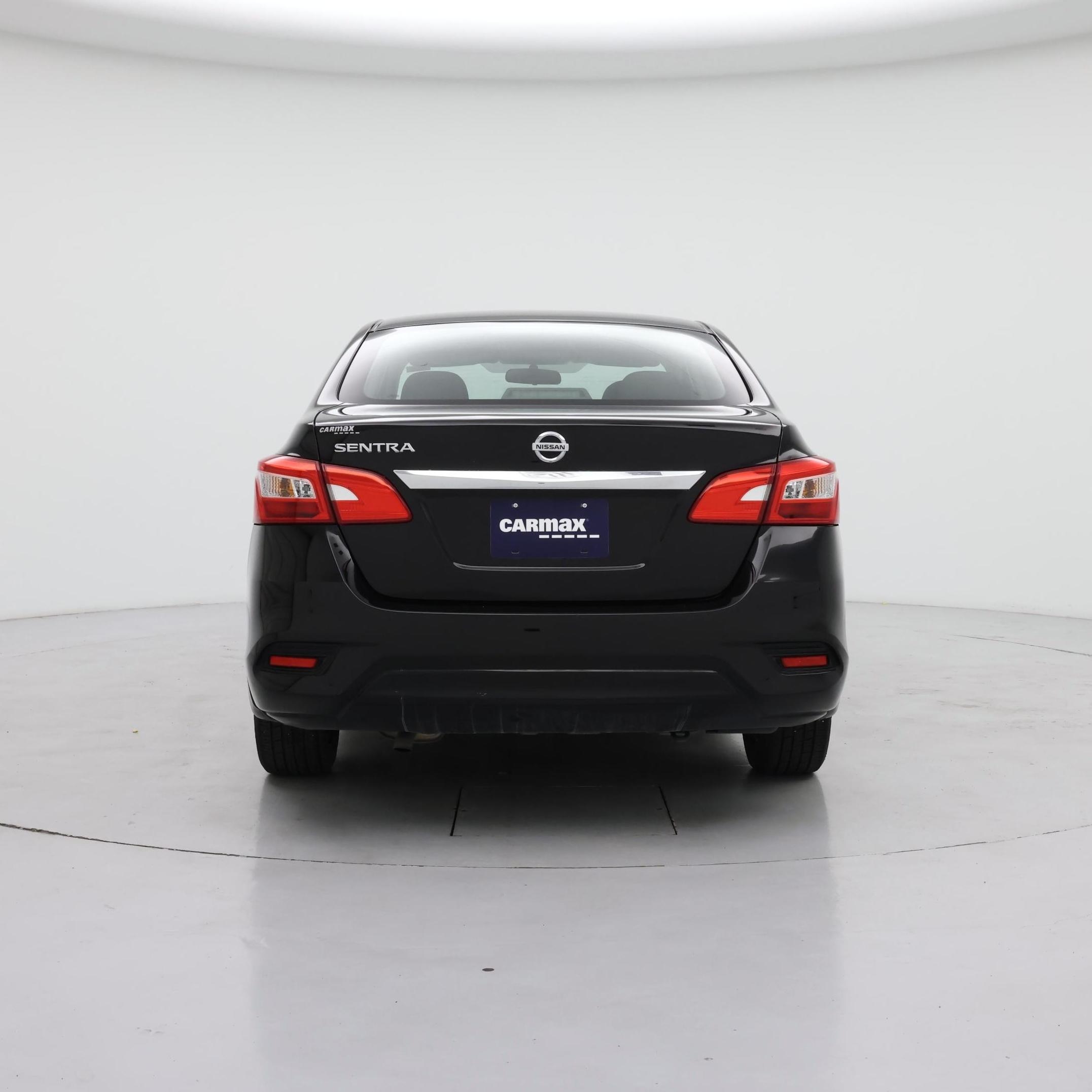 Thumbnail: 2017 Nissan Sentra - 6