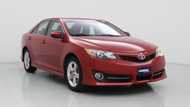 2013 Toyota Camry SE Hero Image