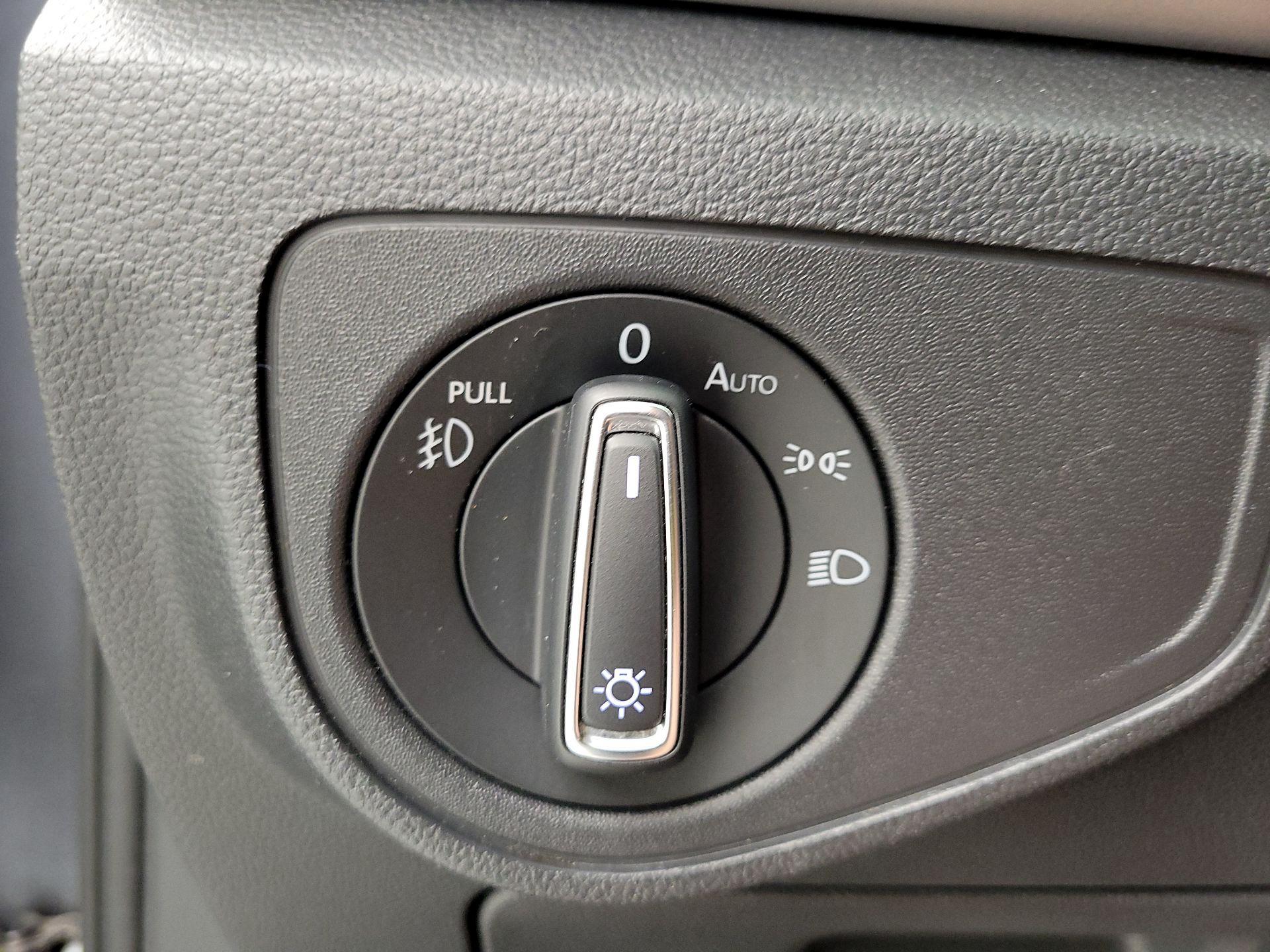 Thumbnail: 2019 Volkswagen Atlas - 13