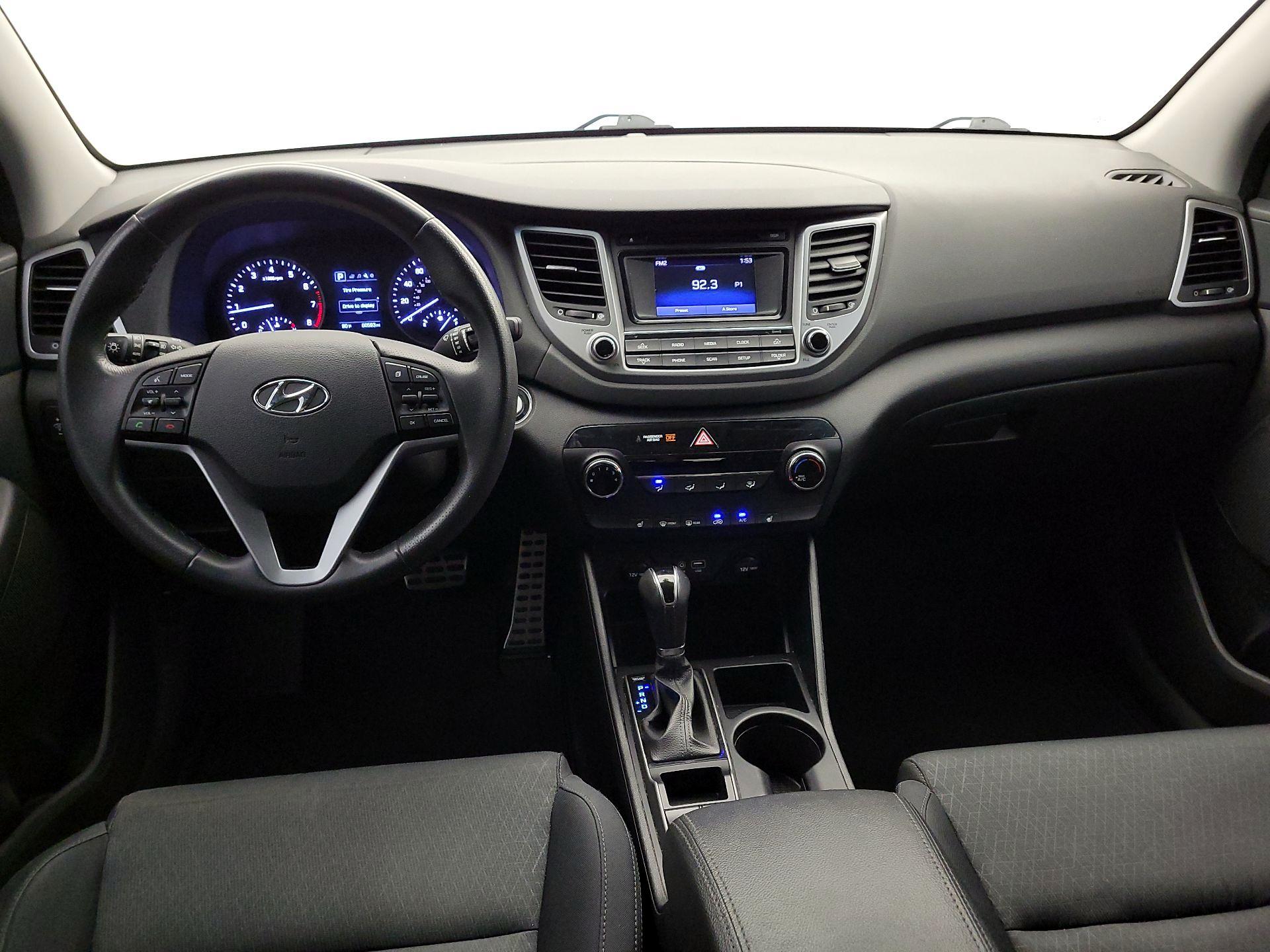 Thumbnail: 2017 Hyundai Tucson - 9