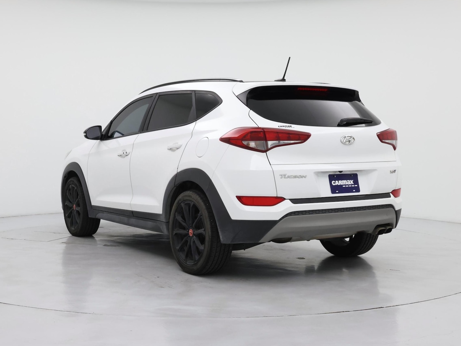 Image of 2017 Hyundai Tucson Night