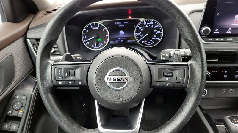2021 Nissan Rogue S 10