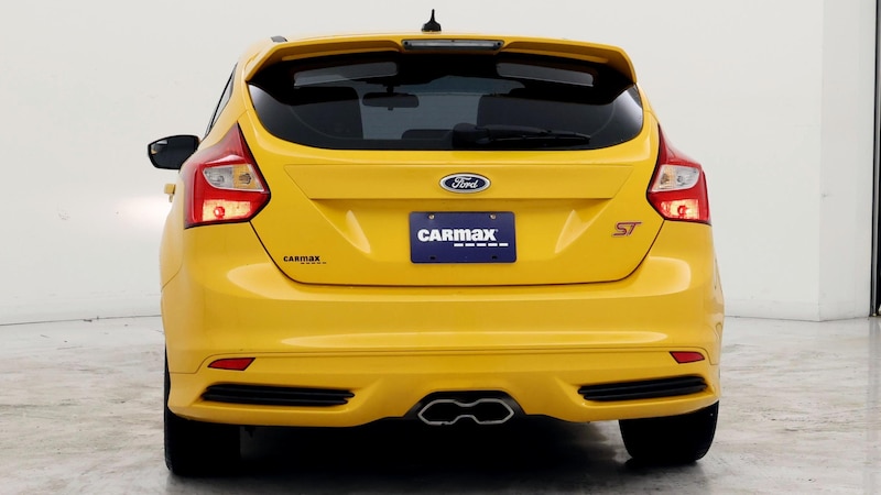 2013 Ford Focus ST 6