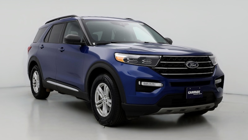 2023 Ford Explorer XLT Hero Image