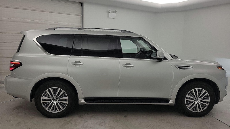 2023 Nissan Armada SL 4