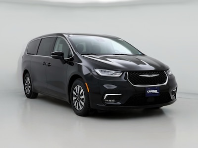 2023 Chrysler Pacifica Hybrid Touring L -
                Albany, NY