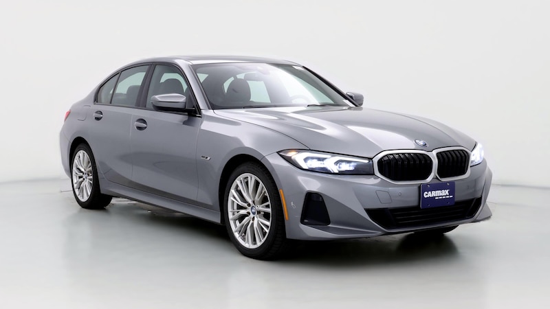 2023 BMW 3 Series 330i Hero Image