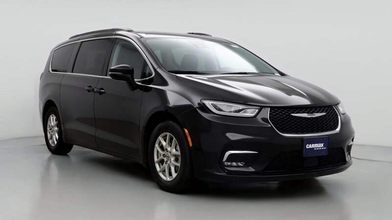 2022 Chrysler Pacifica Touring L Hero Image