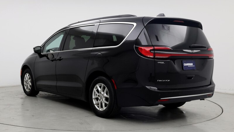 2022 Chrysler Pacifica Touring L 2