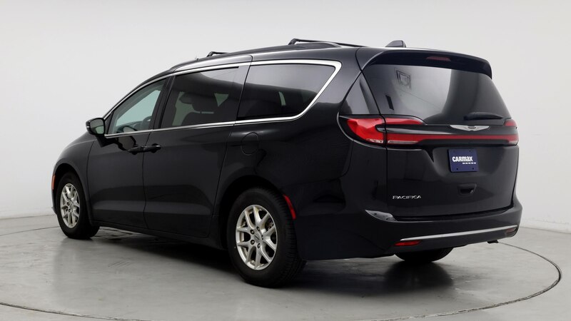 2022 Chrysler Pacifica Touring L 2