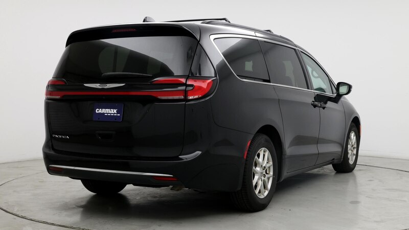 2022 Chrysler Pacifica Touring L 8