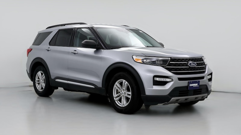 2023 Ford Explorer XLT Hero Image