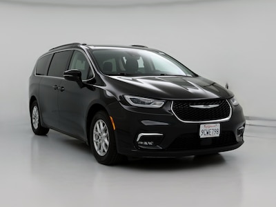 2022 Chrysler Pacifica Limited -
                Fairfield, CA