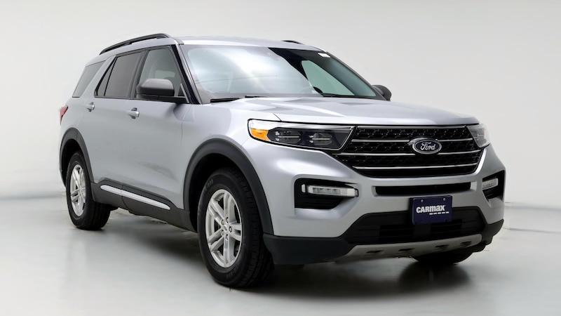 2023 Ford Explorer XLT Hero Image