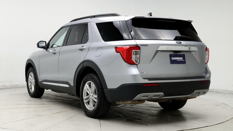 2023 Ford Explorer XLT 2