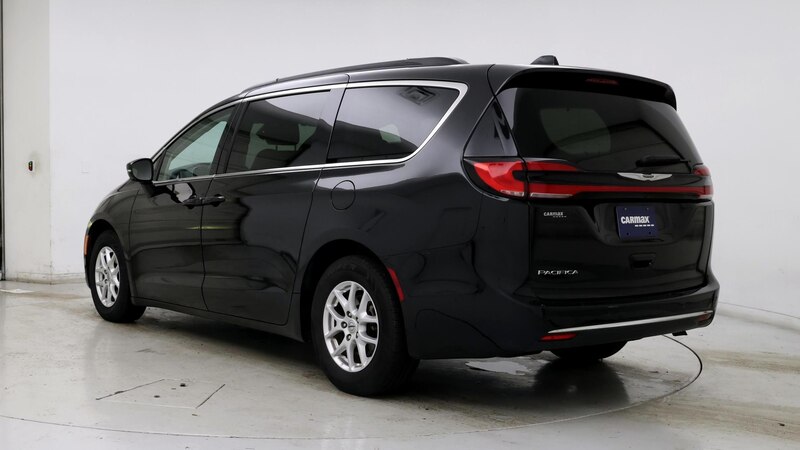 2022 Chrysler Pacifica Touring L 2