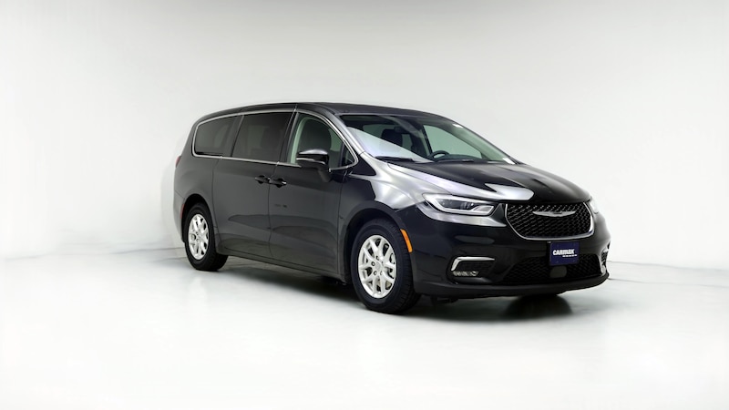 2023 Chrysler Pacifica Hybrid Touring L Hero Image