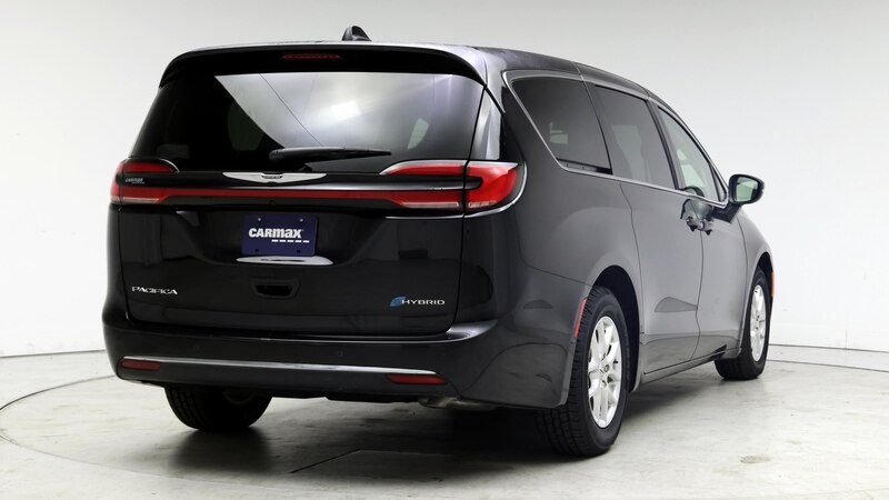 2023 Chrysler Pacifica Hybrid Touring L 8