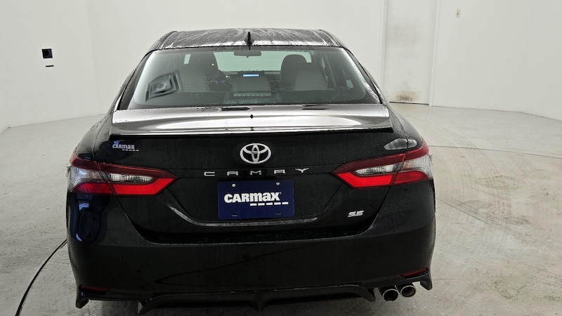 2021 Toyota Camry SE 6