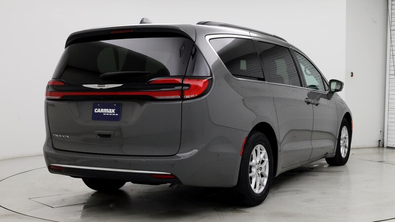 2022 Chrysler Pacifica Touring L 8