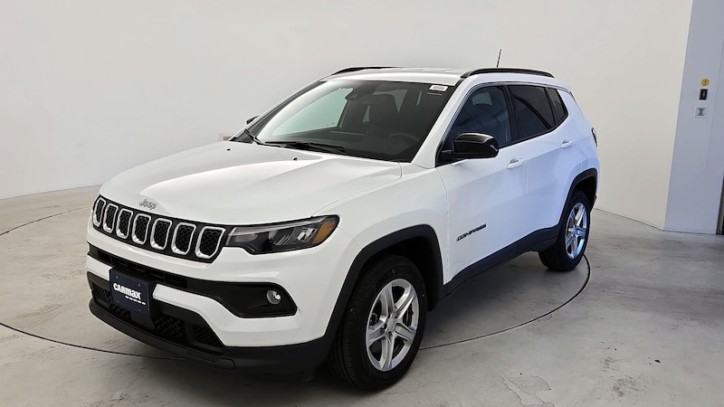 2023 Jeep Compass Latitude Hero Image