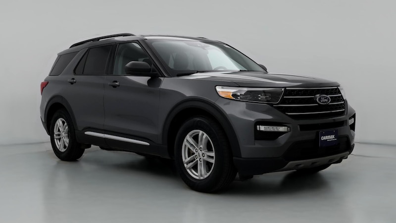 2023 Ford Explorer XLT Hero Image