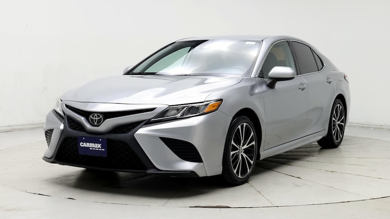 2019 Toyota Camry SE 4