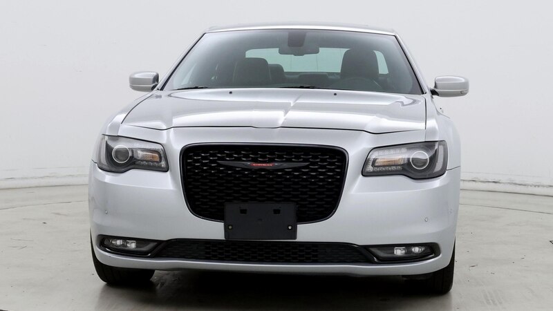 2022 Chrysler 300 S 5