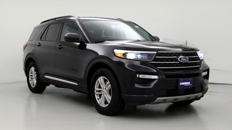 2023 Ford Explorer XLT Hero Image