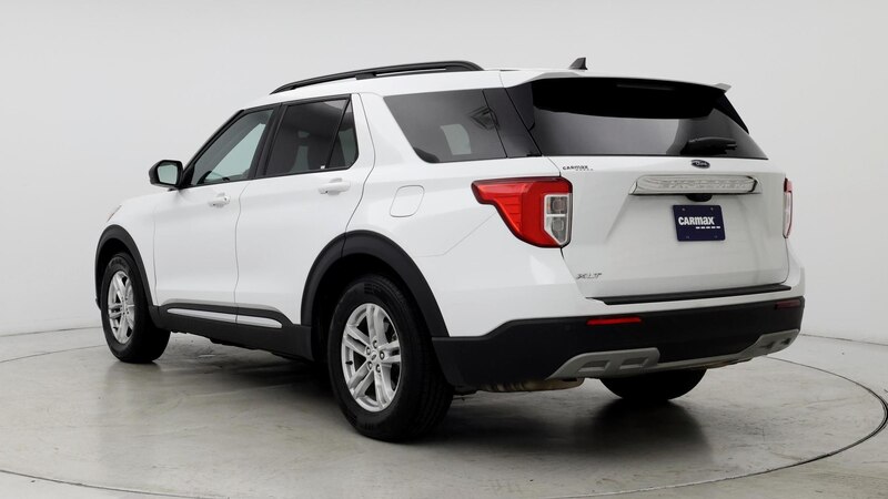 2023 Ford Explorer XLT 2