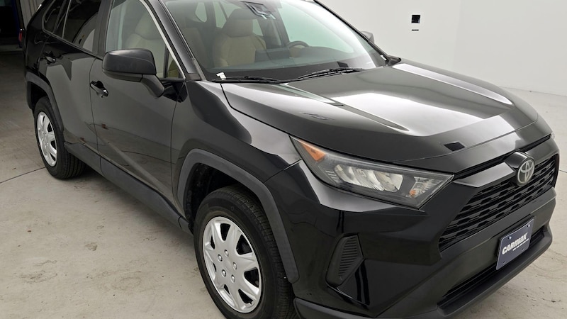 2019 Toyota RAV4 LE 3