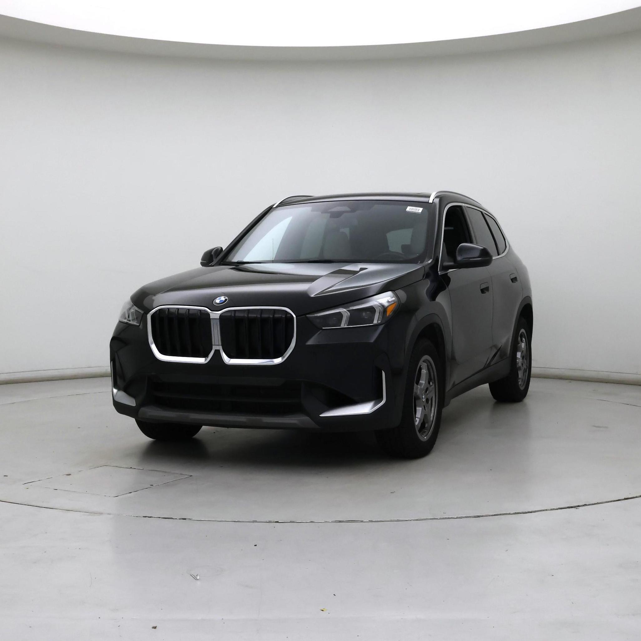 Thumbnail: 2023 BMW X1 - 4