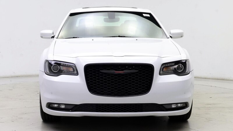 2023 Chrysler 300 S 5