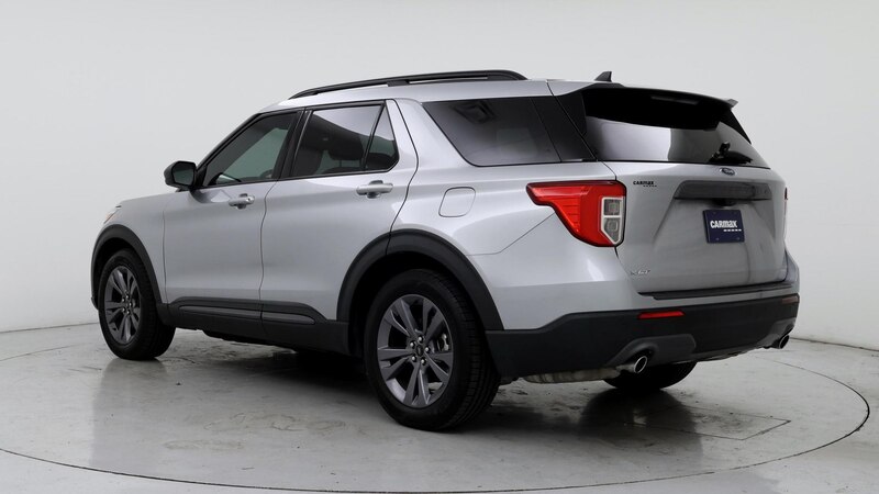 2021 Ford Explorer XLT 2